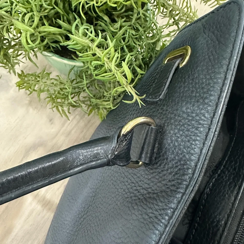 MICHAEL KORS Black Leather East/West Hamilton Tote